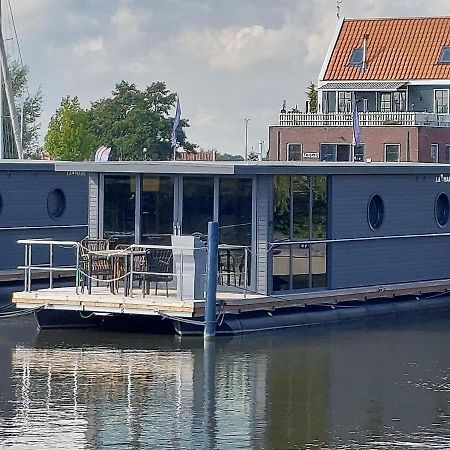 Luxury Houseboat In Volendam Marina 호텔 외부 사진