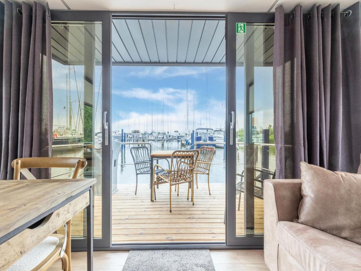 Luxury Houseboat In Volendam Marina 호텔 외부 사진