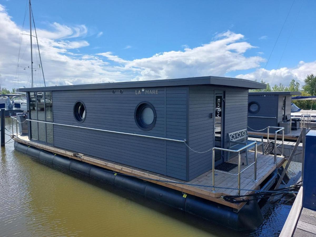 Luxury Houseboat In Volendam Marina 호텔 외부 사진