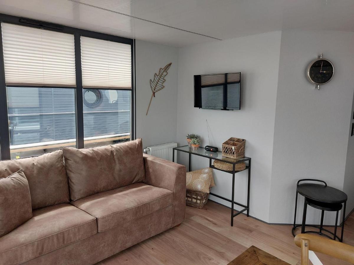 Luxury Houseboat In Volendam Marina 호텔 외부 사진